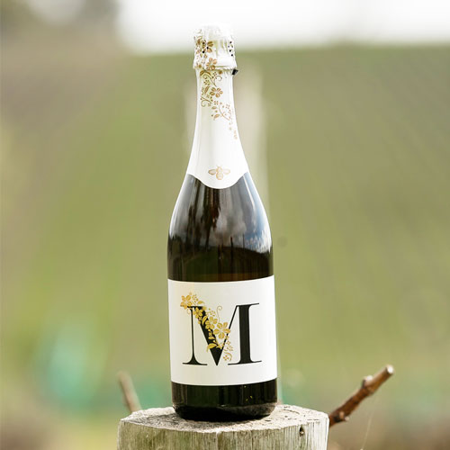 sparkling m